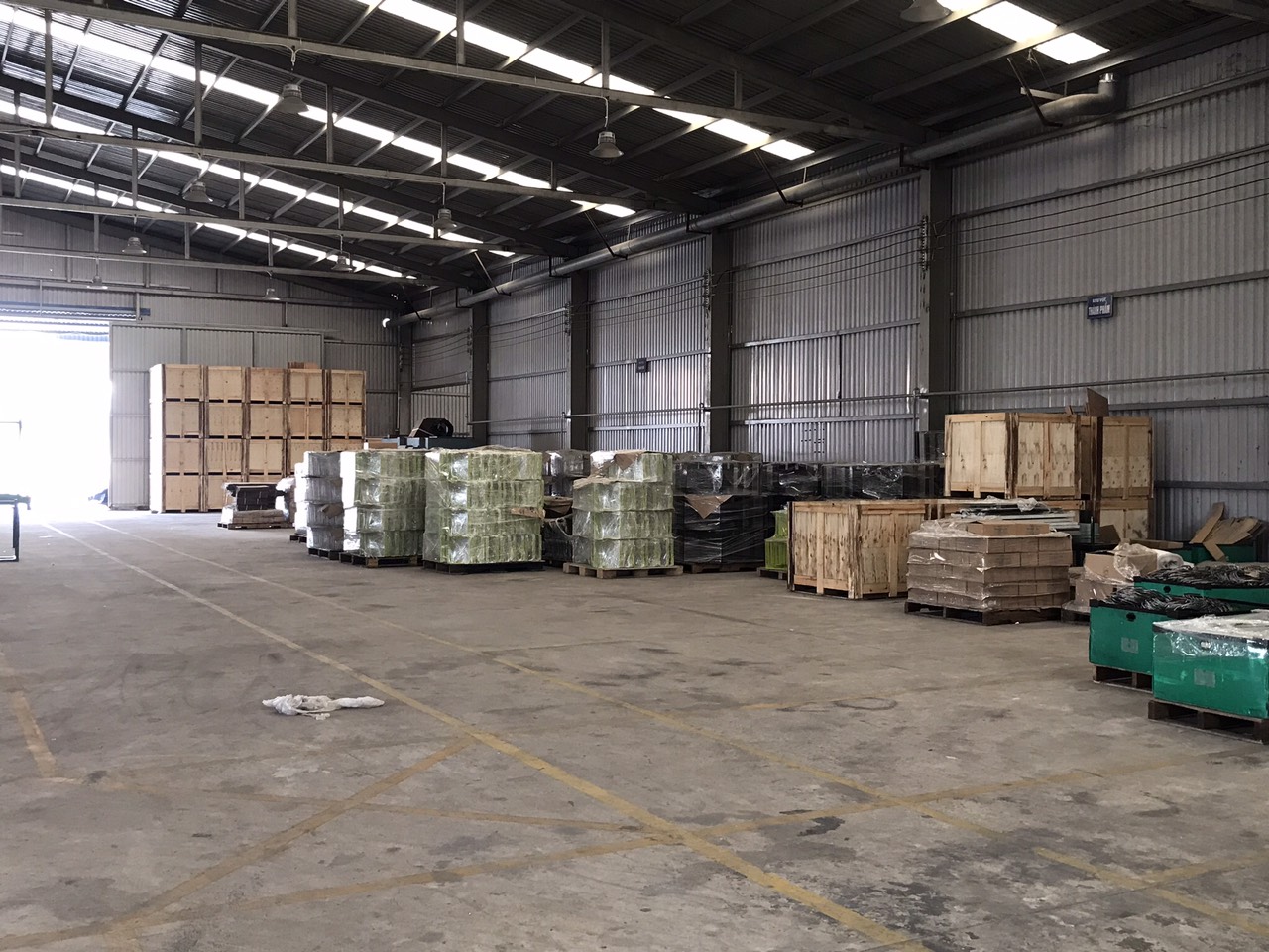 warehouse.jpg